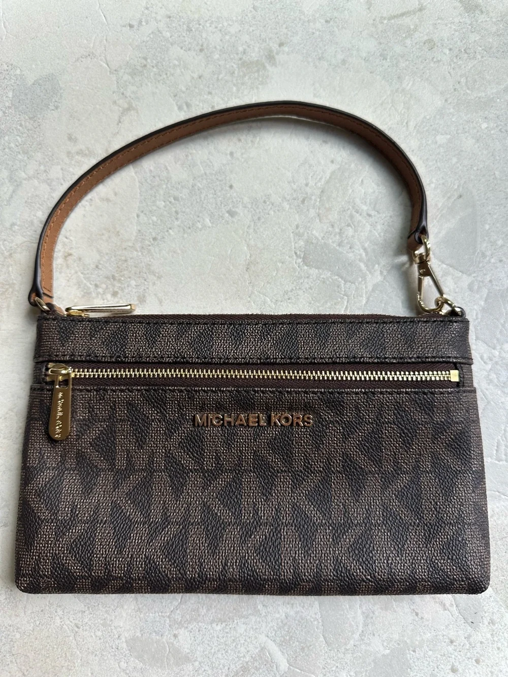 Michael Kors Jet Set Travel Signature Top Zip Wristlet